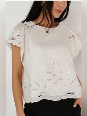 Bohme WHite Lace Flutter Sleeve Top small  embroiled femenine clean girl cottage